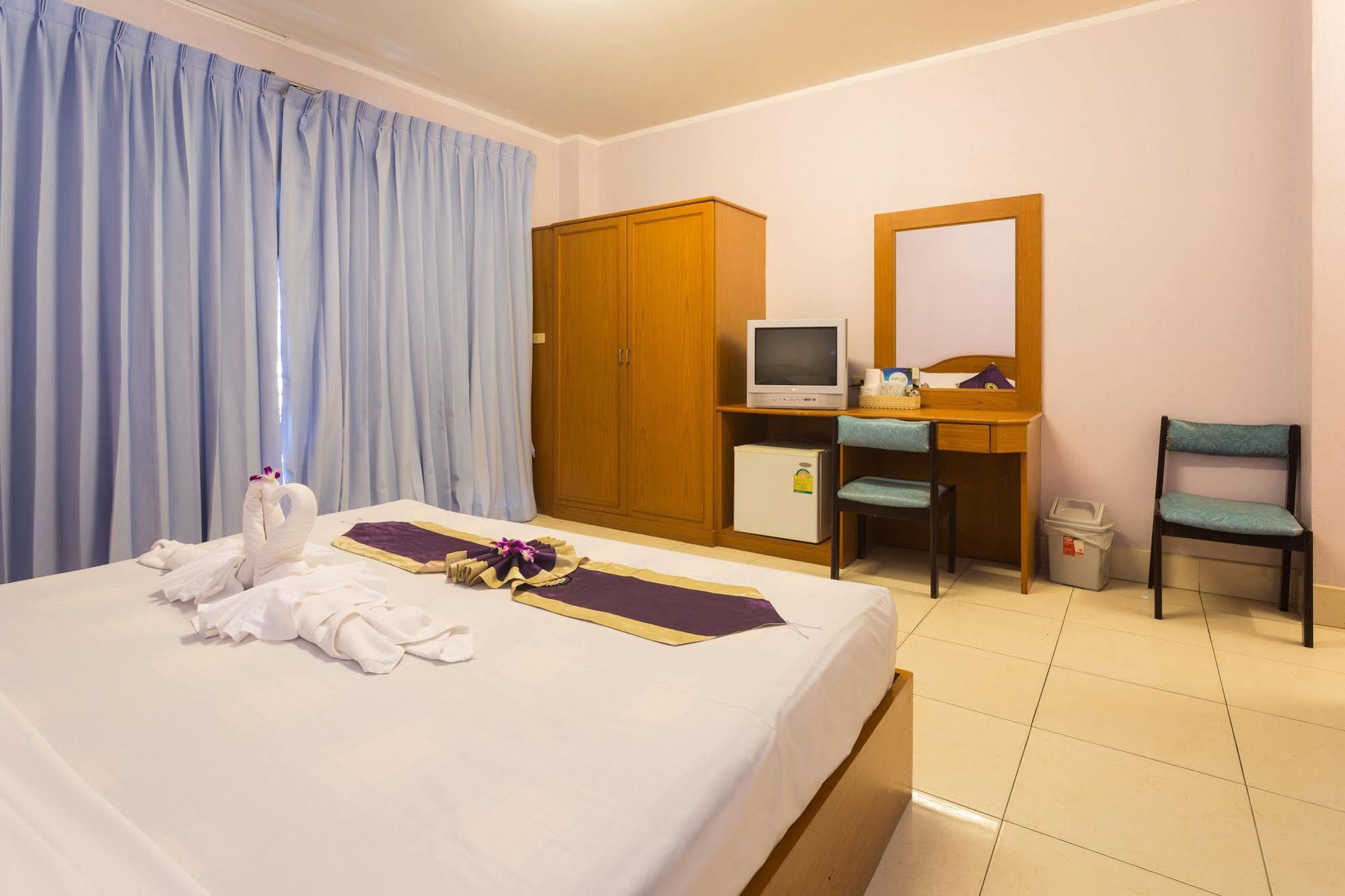 Guesthouse Belvedere Patong Ngoại thất bức ảnh
