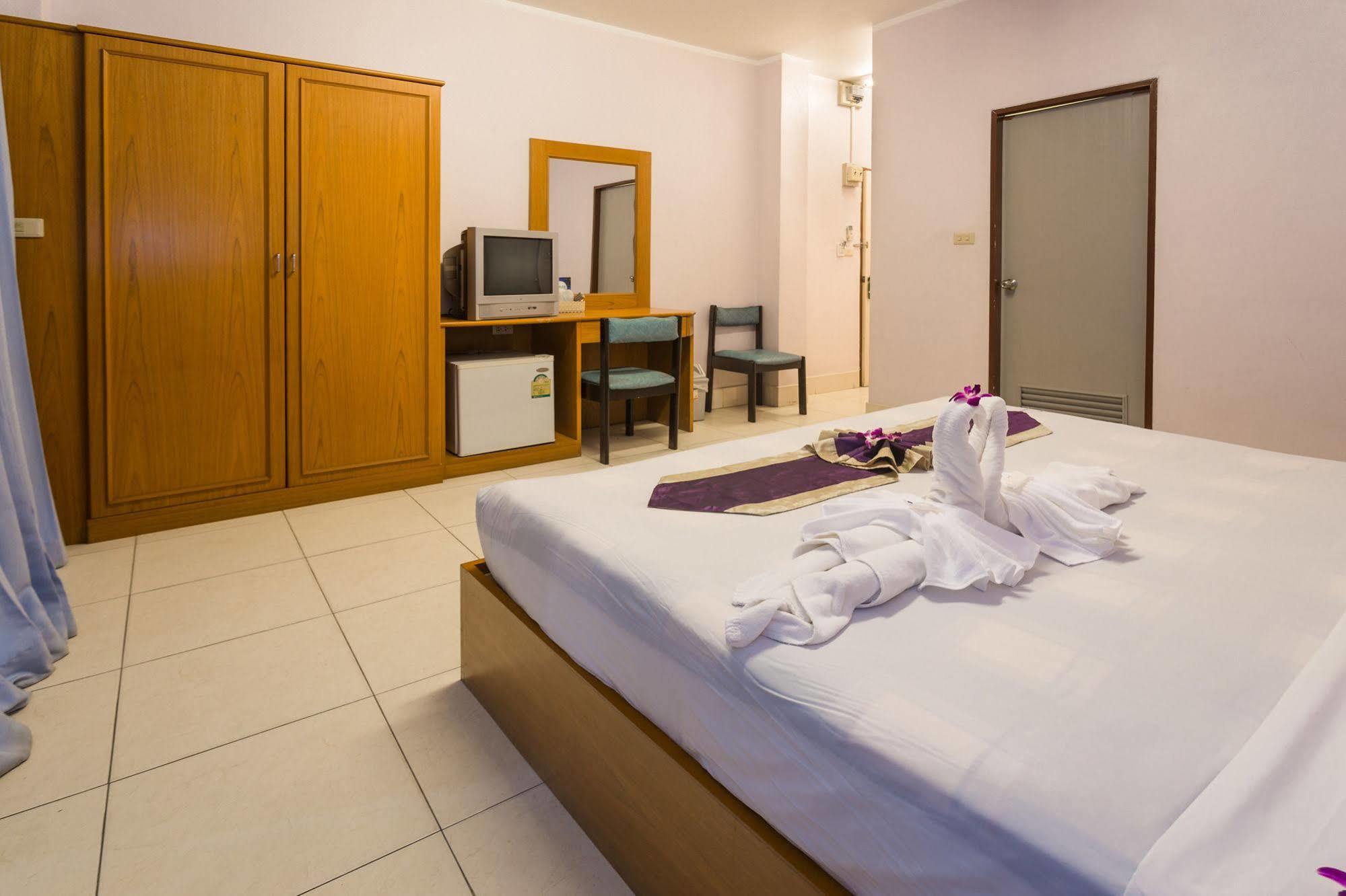 Guesthouse Belvedere Patong Ngoại thất bức ảnh