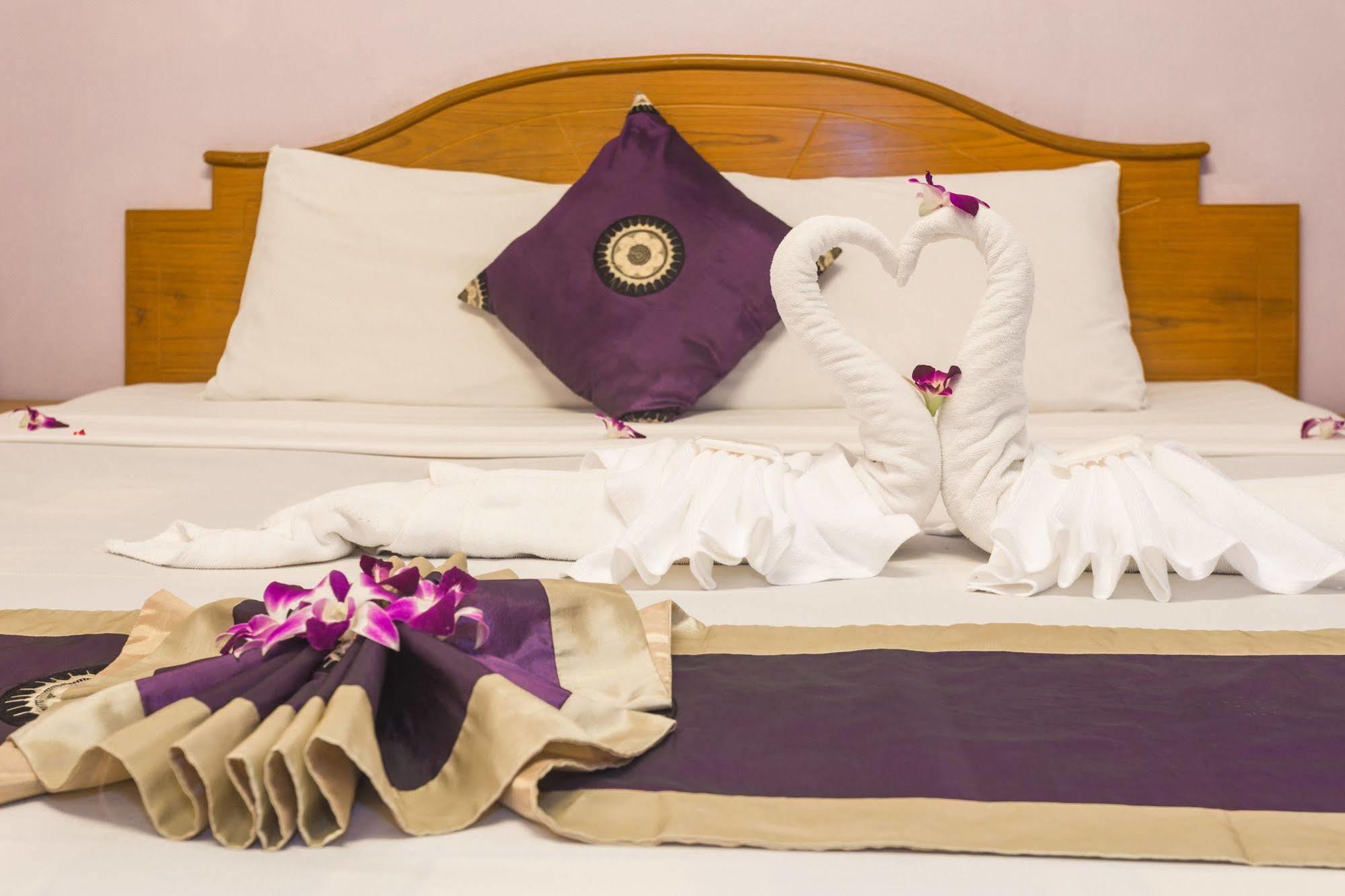 Guesthouse Belvedere Patong Ngoại thất bức ảnh